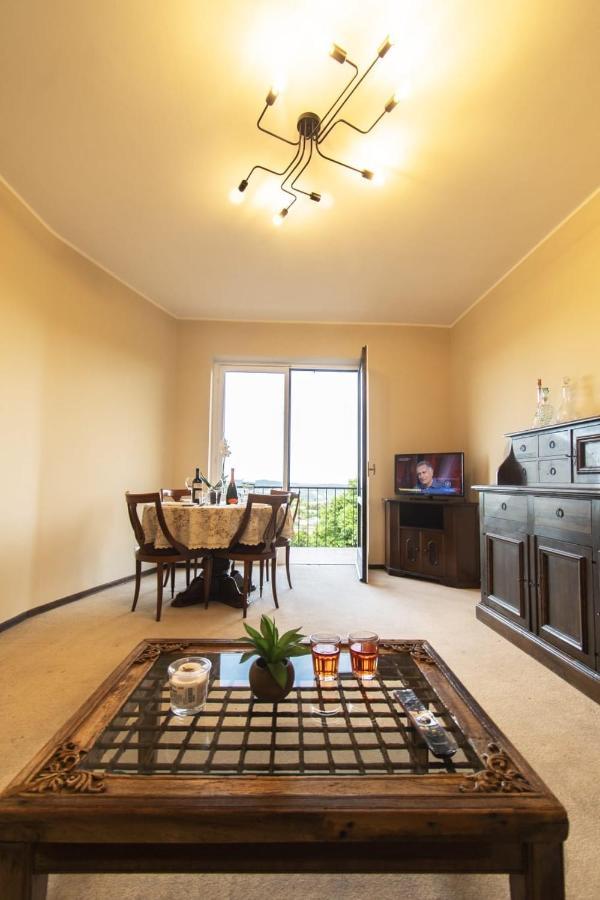 Bellavista Lake Apartment Pisano Екстер'єр фото